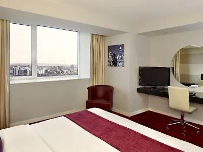 公园广场利兹酒店&度假村 4*,  英国